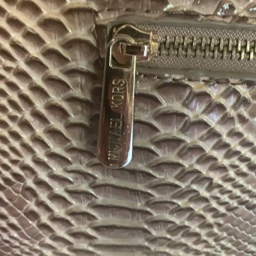 Michael Kors Snakeskin gold chain shoulder bag - Picture 5 of 12